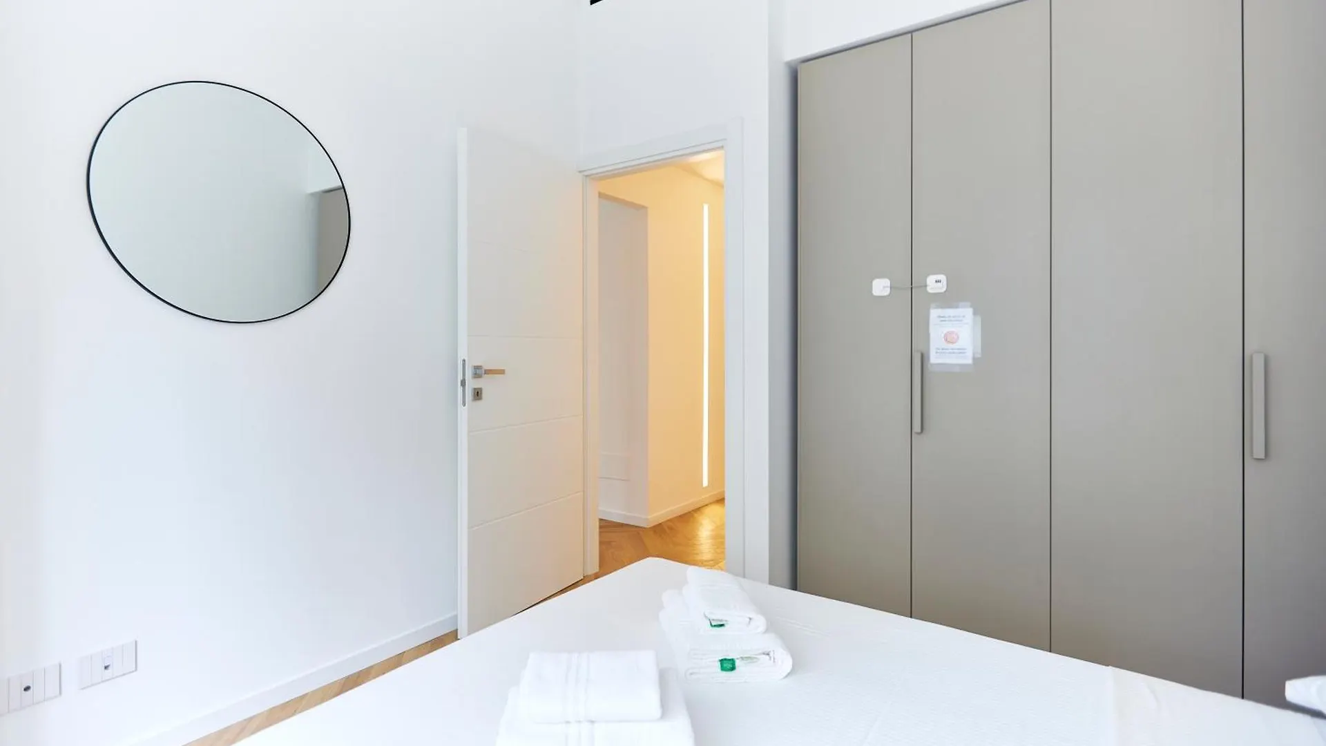 Duomo Cityview Grand Suites Milán Italia