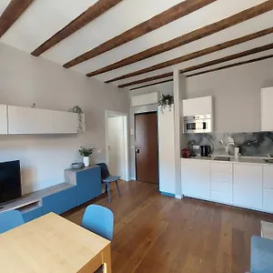 Perfect Place In Porta Venezia Ii Apartment
